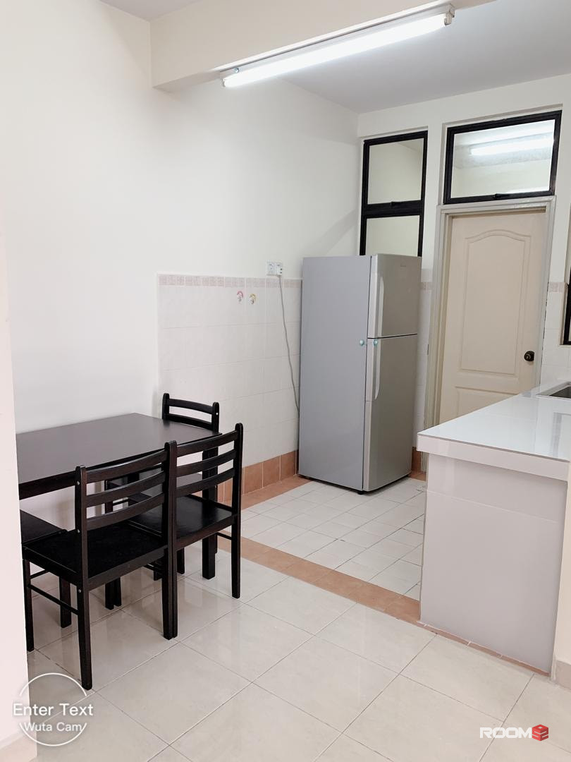 FEMALE MASTERBED AVAILABLE AT PELANGI UTAMA CONDO