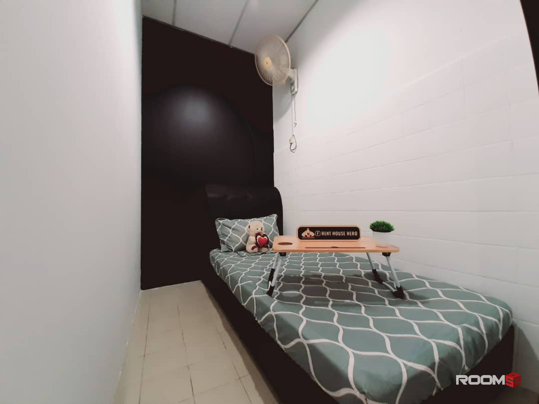 SINGLE ROOM AT SEREMBAN, BILIK SEWA TAMAN UJONG {FREE UTILITY} BLOSSOM, KK SEREMBAN, HOSPITAL (AREA, OFFER, UNIT, LANDMA