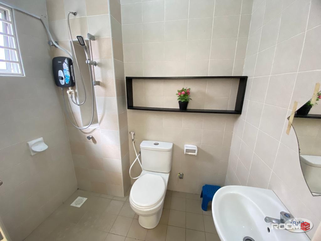 🎪Middle room with air cond to rent in Setia alam, Near Setia city mall, Top Glove & Sunsuria forum