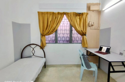 🌟 SS2 single room with outdoor window 🪟🚶‍♀️100m to LRT 🚇💫Move-In Ready 🚀🔑💫