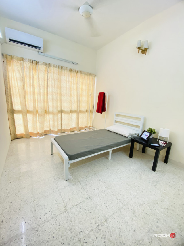 ✨SINGLE ROOM 🔥🔥WALKING DISTANCE 8meter To 📍📍MRT Kota Damansara /MRT SURIAN📍📍 Segi College / MUST - GizaMall / Enco