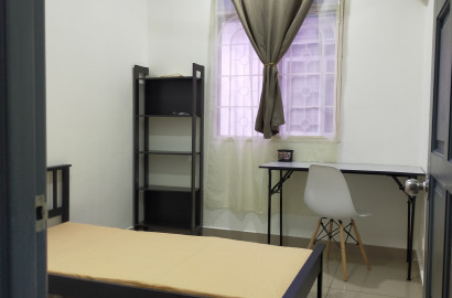 Subang jaya usj single room for rent