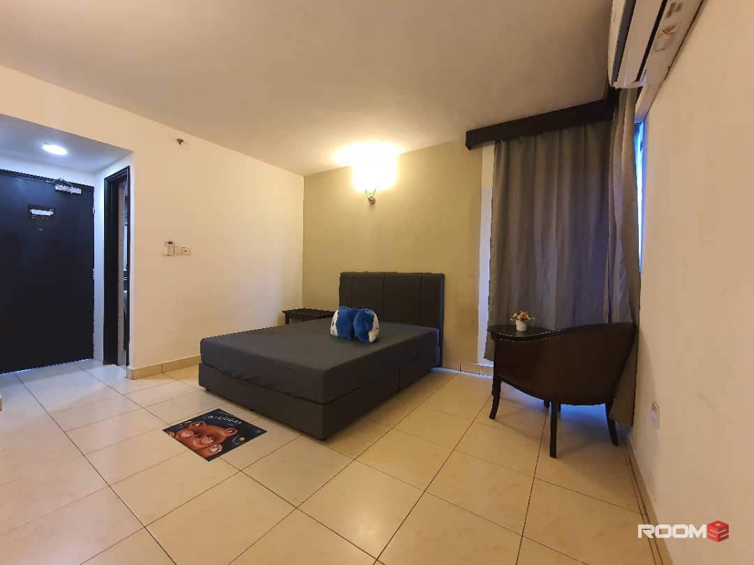 0% deposit , private room, nice bathroom , nearby CIQ