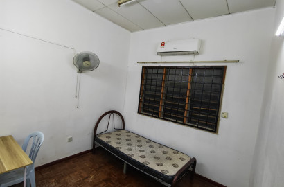 SUPER CONVENIENT ROOM FOR RENT AT SRI PETALING🔥 NEAR TO STADIUM BUKIT JALIL🤩 COME WITH 0 DEPOSIT, IMMEDIATELY MOVE IN✅
