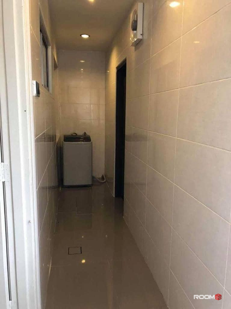 FullyFur Master AC Room Included water & Electricity