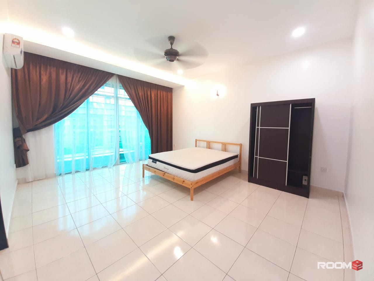 Master Room at Bangi Avenue, Bangi 🔥 👉 Bilik Sewa Bangi [𝐅𝐞𝐦𝐚𝐥𝐞 🌼💥 ] Bangi Avenue/ Lama, Agensi Nuklear, CS