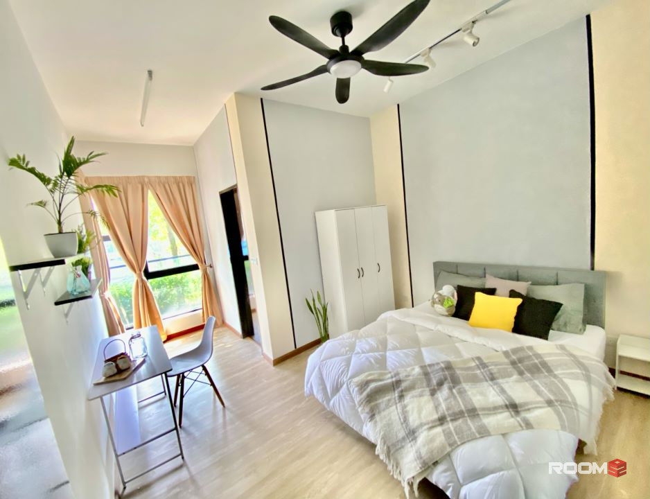 🏡MOST SOUGHT AFTER ROOM!🥰PREMIUM QUEEN SUITE! Prisma Cheras Condo