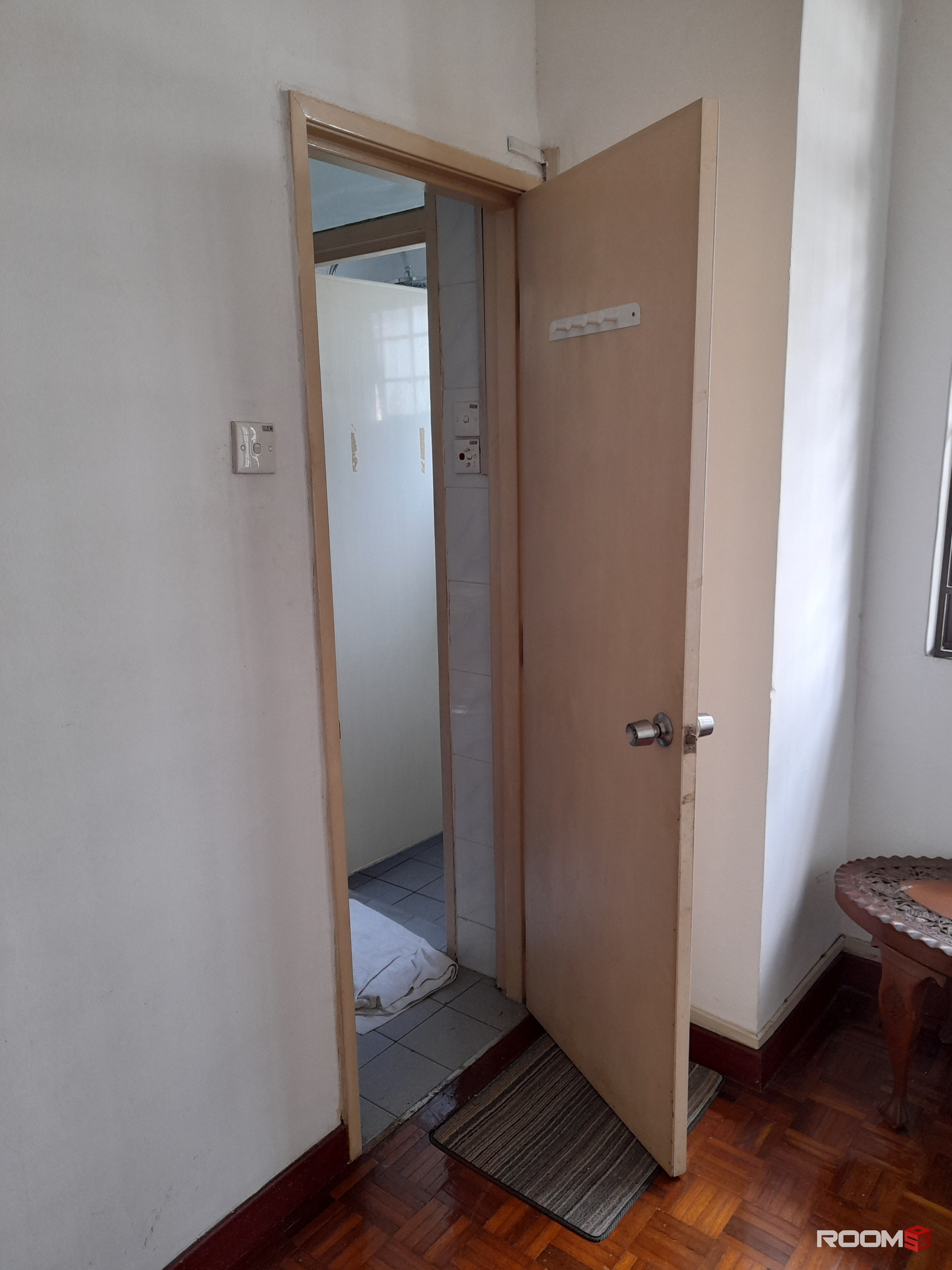 Middle room in house facing park, Bandar Utama