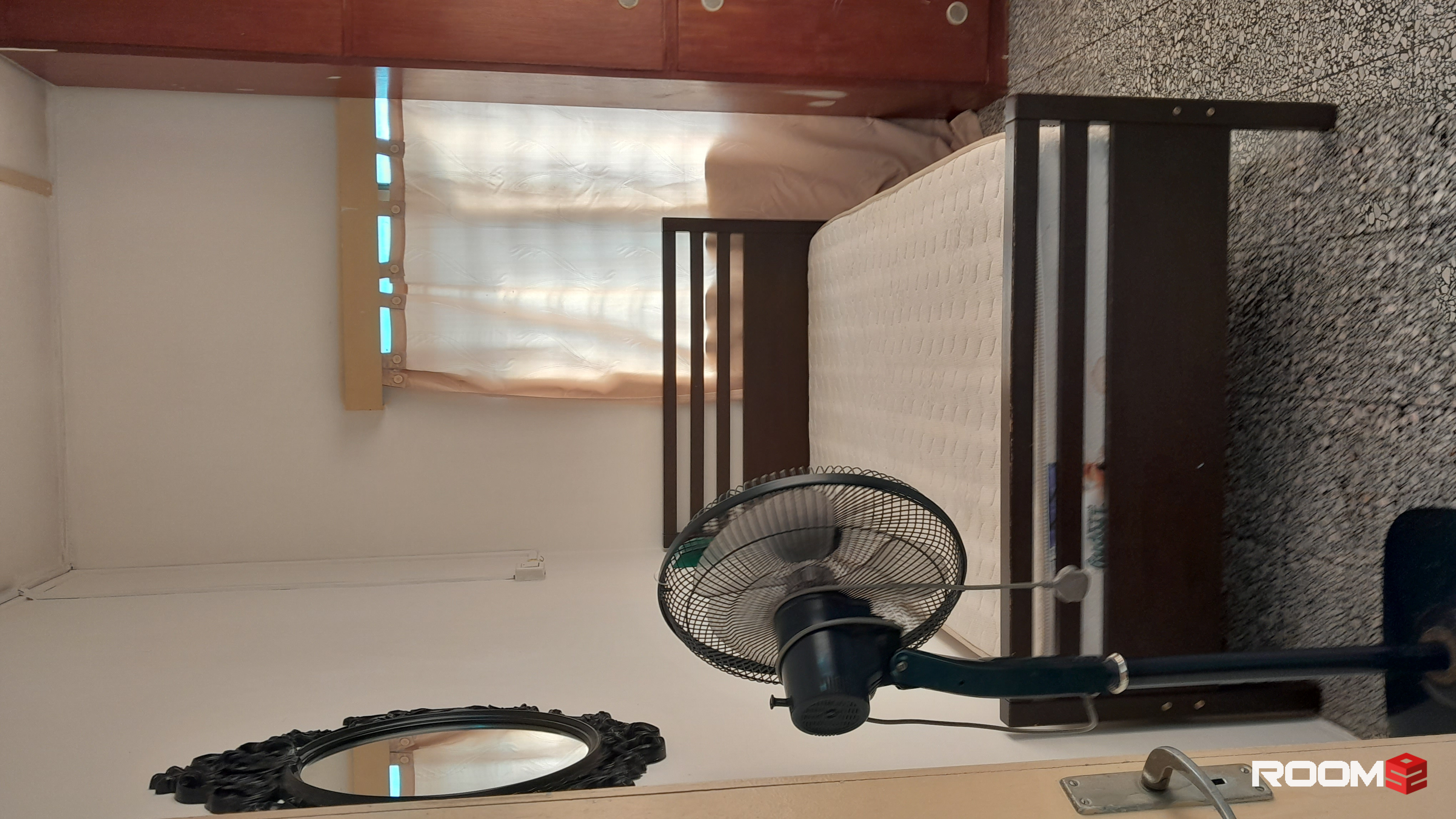 Room to rent