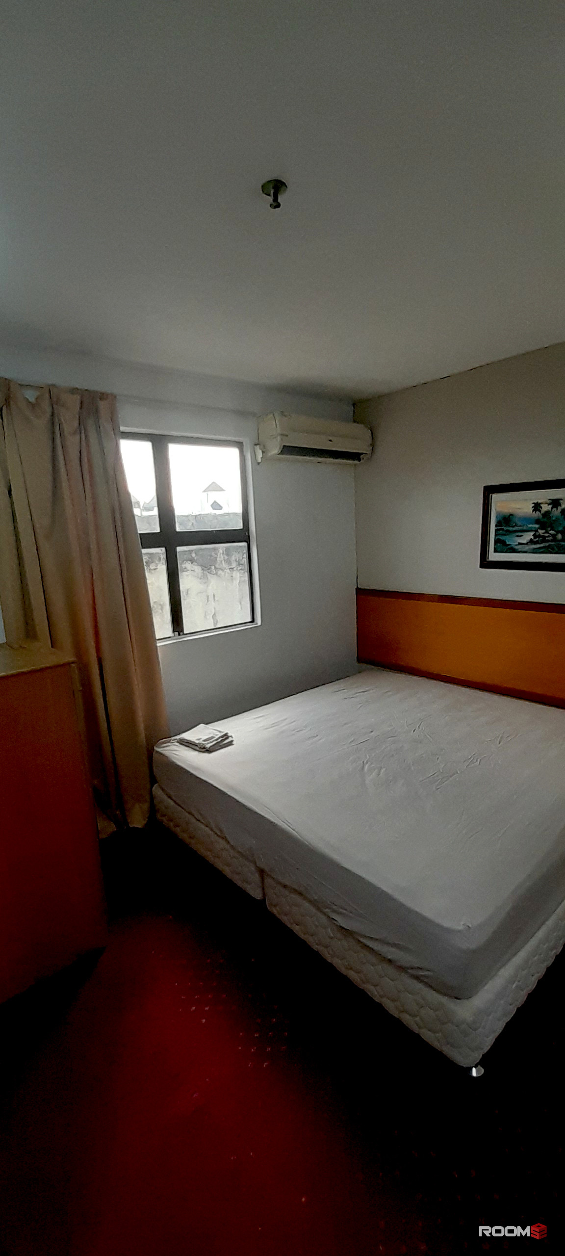 A bed room attached with bathroom in Puchong Jaya, the IOI #business park, 15min to #IOI Puchong Jaya #Rapid KL.🚄