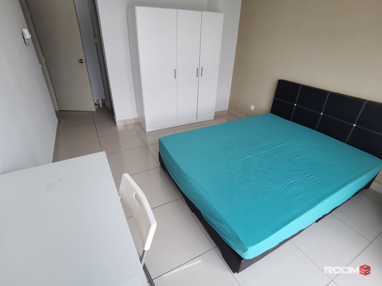 FEMALE UNIT, MASTER BEDROOM. PACIFIC PLACE, Walking distance to LRT station.🚇 Kelana jaya, kerinchi, KL sentral, Abdull