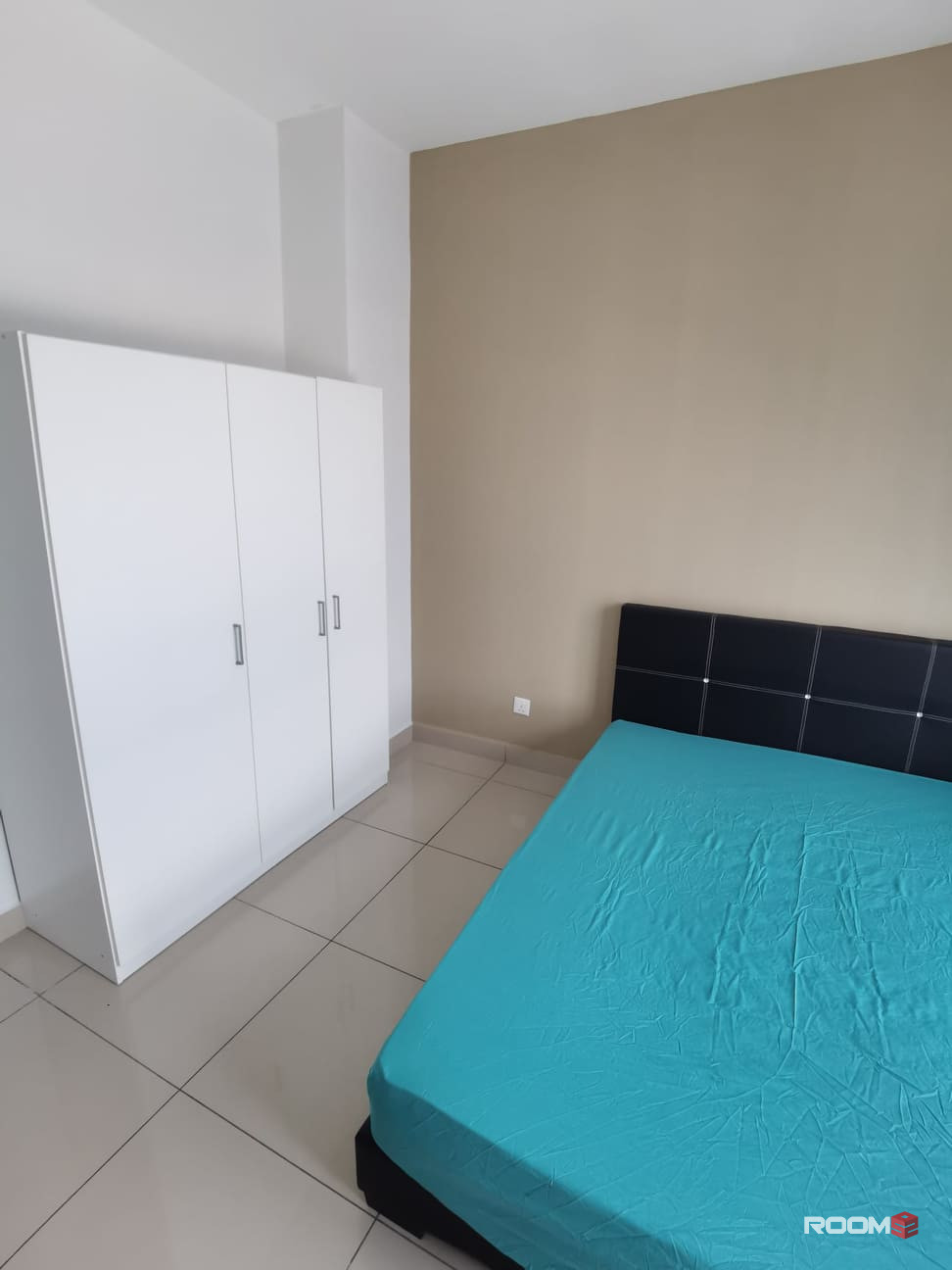 FEMALE UNIT, MASTER BEDROOM. PACIFIC PLACE, Walking distance to LRT station.🚇 Kelana jaya, kerinchi, KL sentral, Abdull