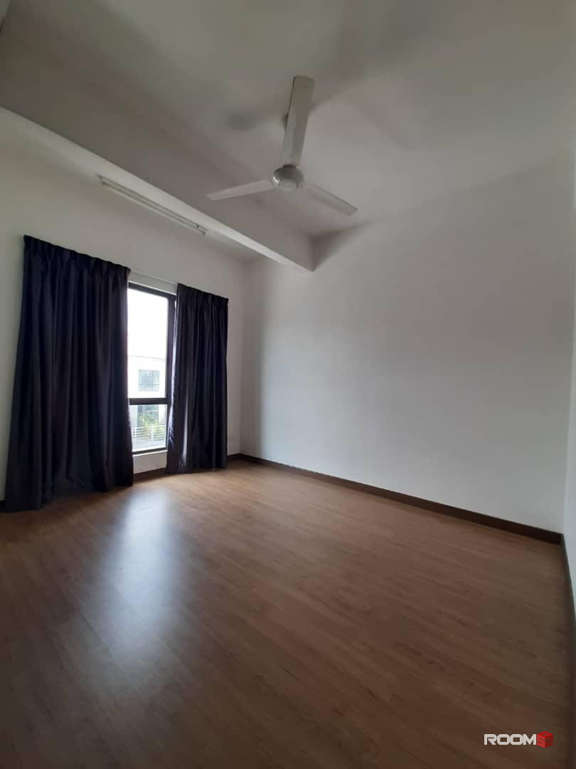 [Bilik Sewa Mampu Milik] , [Bilik Master ] , Seremban ,  [ KTM Tiroi] Bdr Ainsdale , Seremban Gateway , KPJ , NSK , Labu