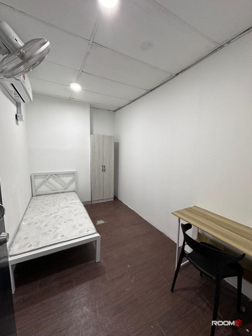 CHEAPEST RENTAL !! Rooms with "SINGLE SIZE BED FRAME 🏡 with Free WiFi 📲