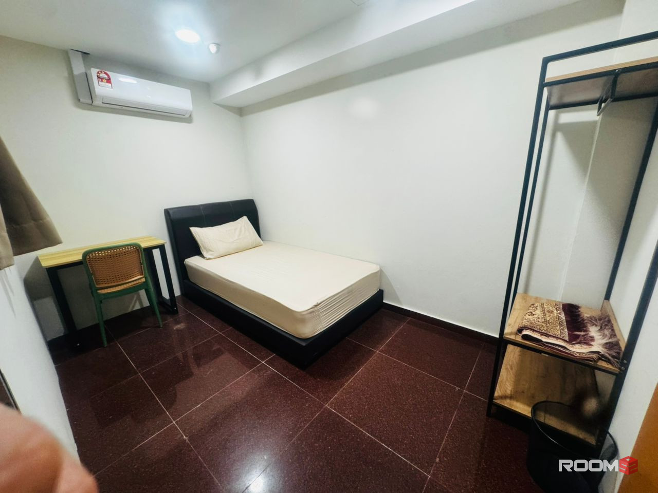 Private Room For Rent In Sentul MRT🚎 Open for all Workers/ Student 🔥