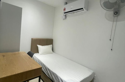 10mins 🚶‍♂️to Subang Parade Mall🛍️Private Single Room in SS15 Near INITI College🎓