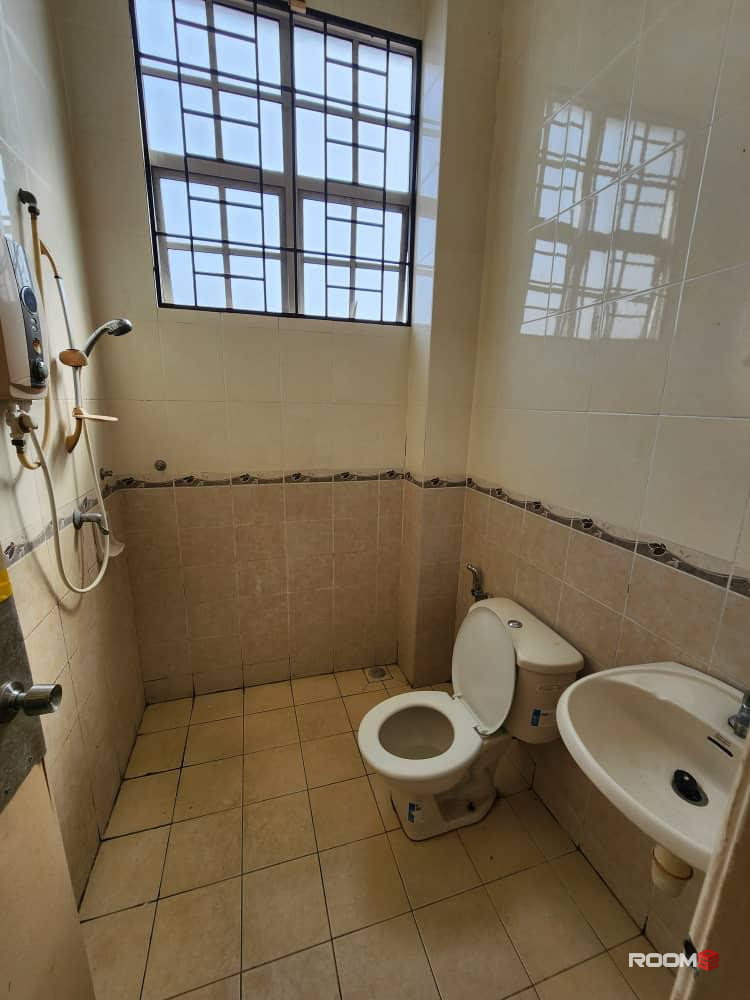🤗SUPER SPACIOUS MASTER ROOM AT Bandar Bukit Puchong 2🤗 🔥MOVE IN IMMEDIATELY🔥🔥🌈TRUSTED AGENT🌈