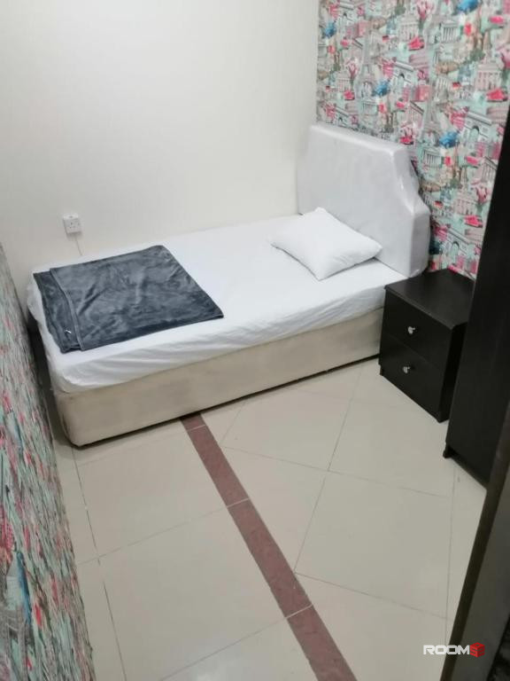 single room at glomac centro kayu ara
