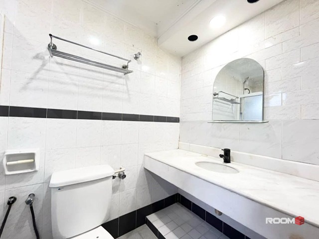 Room For Rent At Cheras Walking Distance To Maluri MRT, Sunway Velocity