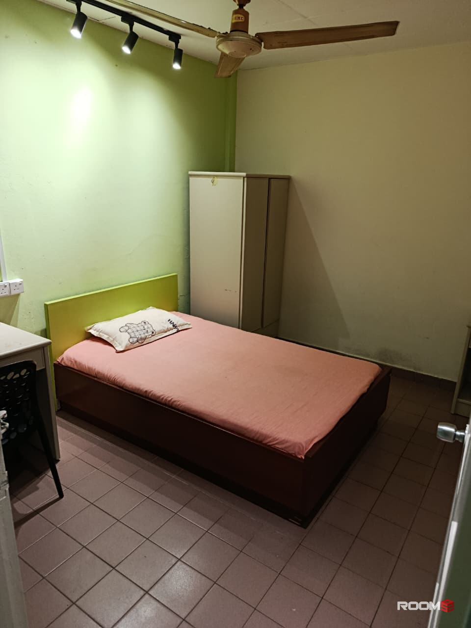 Only 5mins🚶to Chow Kit MRT Station. Luxury Stay in Chow Kit, Kuala Lumpur