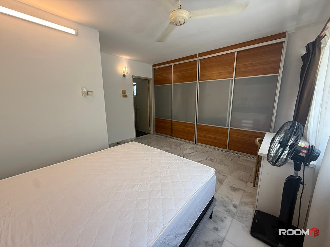 Master Room in Bangsar (near MRT)