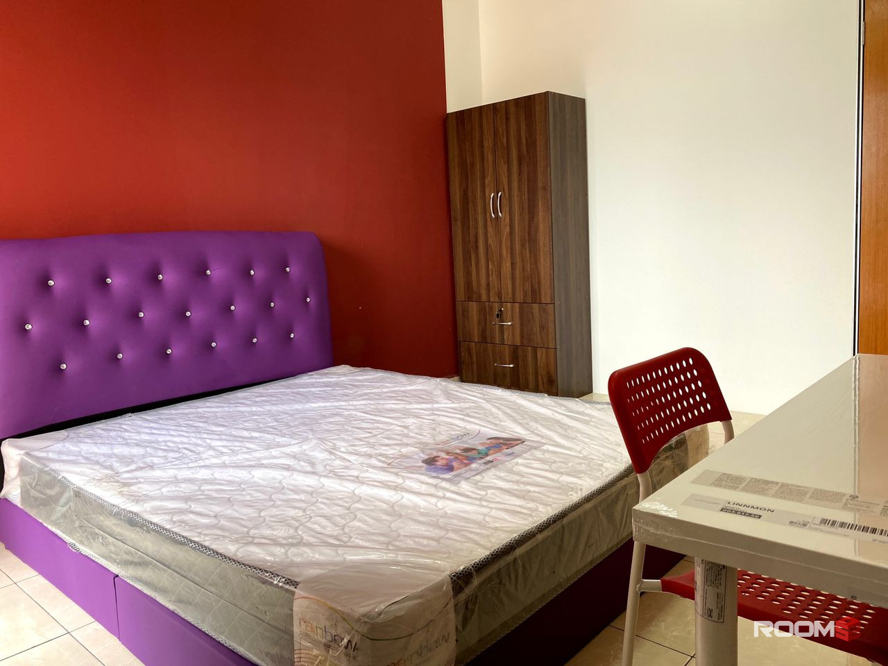 CASA INDAH 1 FEMALE MEDIUM ROOM FEMALE FULLY FURNISHED FOR RENT