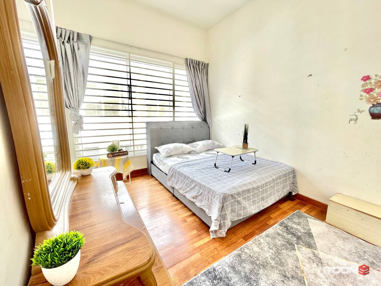 "𝑴𝑰𝑫𝑫𝑳𝑬 𝑹𝑶𝑶𝑴" at [Bandar Mahkota Cheras, Cheras South], Bilik Sewa Cheras Selatan [30% Off 📌] Sunstone Villa,