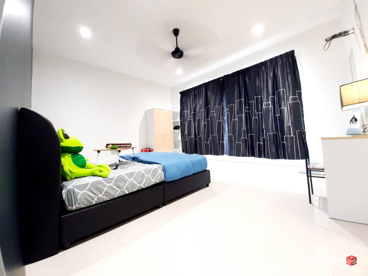 (FREE WIFI 🔥) >> Master Room at Bangi, Selangor ~ Bilik Sewa Bangi ~ [BSP, Bandar Puteri, The Terresse, LOTUS, KK Bangi