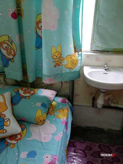 Single room RM380-500 furnished opposite UTC KL