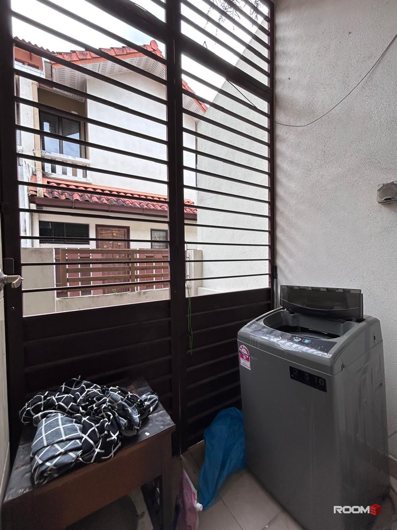 ‼️ MIDDLE ROOM FOR RENT @ ALAM IMPIAN ‼️