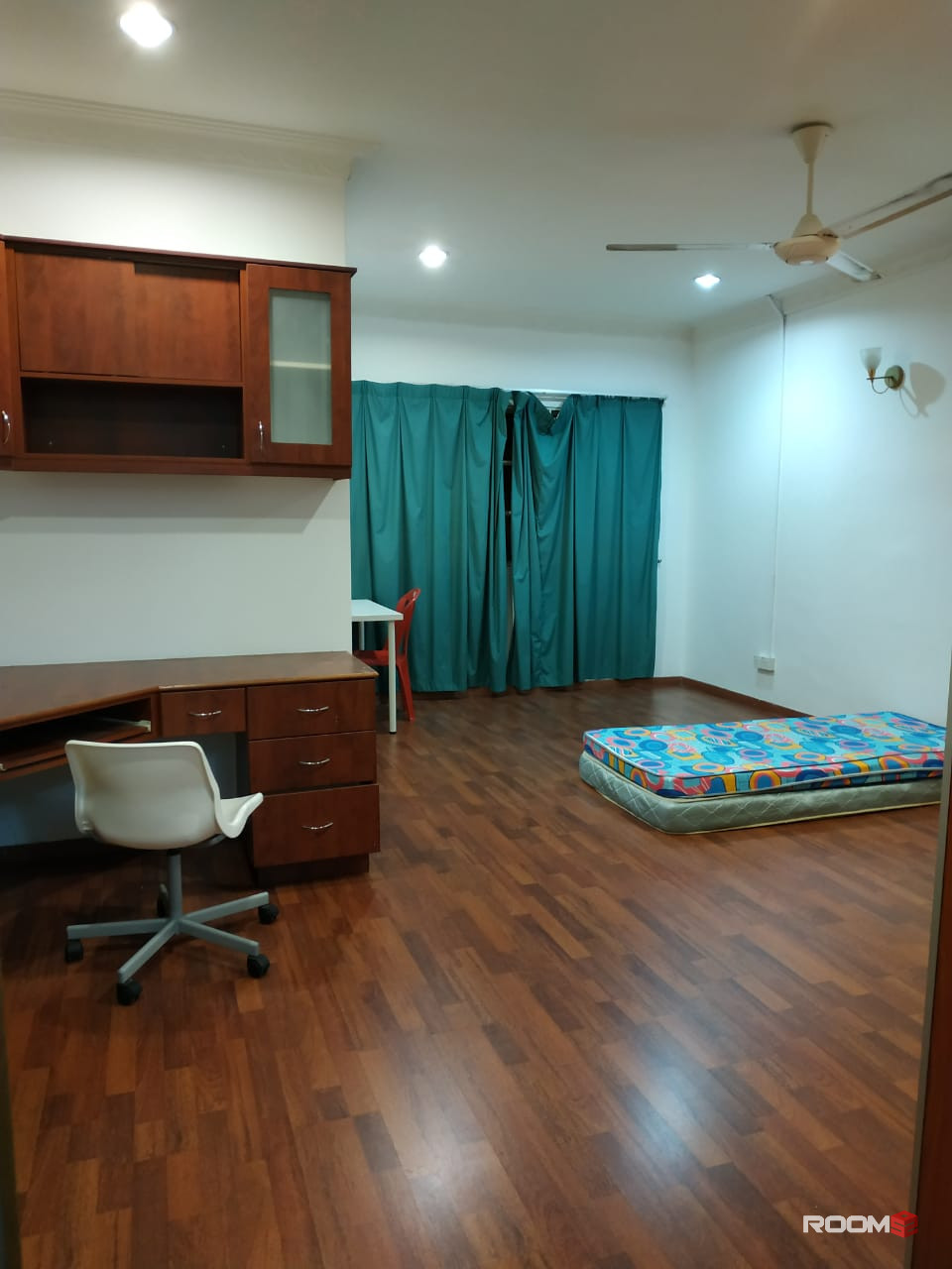 Master Bedroom For Rent Nearby Starling Mall, Uptown