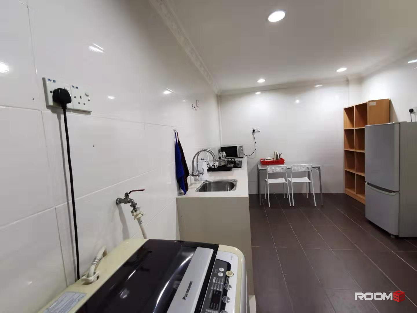 Exclusive Fully Furnished Master Room with private bathroom @ Sunway Court Pjs 7 [Prefer Female]