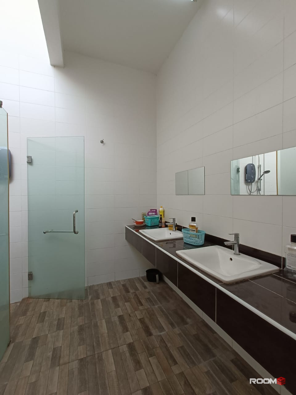 Fully Furnished Single Room at Setia Alam🚀🚀 Free WiFi, Utilities Included ⛳️⛳️⛳