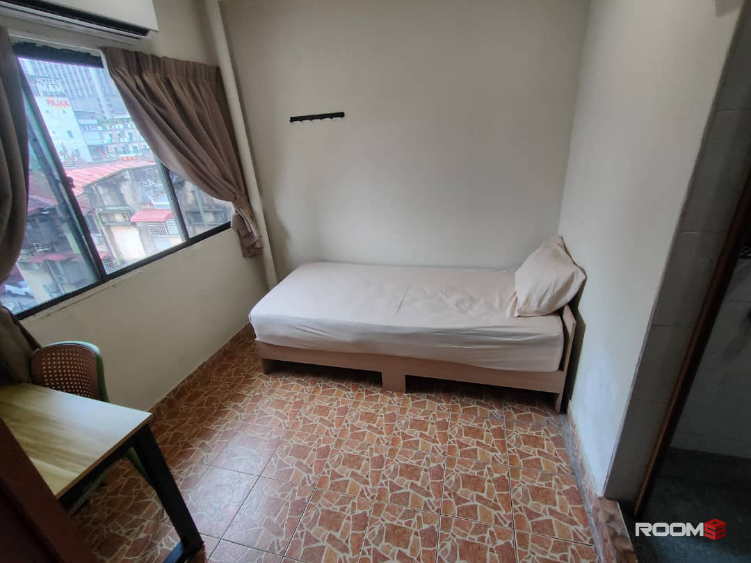 1 Stop to Bangsar 🚎 Low Deposit Private Bathroom 🔥