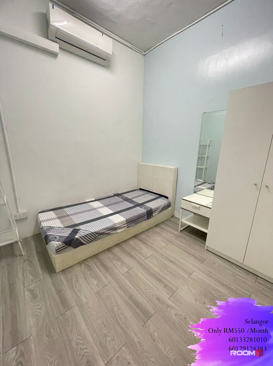 Near Inti Collage/SS15 LRT🚶🛏iLIVE HOSTEL SS15