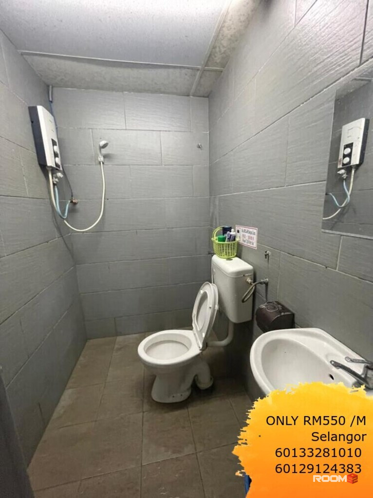Near Inti Collage/SS15 LRT🚶🛏iLIVE HOSTEL SS15