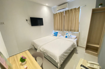 5MINS WALK to LRT & MRT 🤩 3MINS WALK to Atria Mall 🥳 FREE WIFI & ZERO DEPOSIT room at Damansara Inn SS22