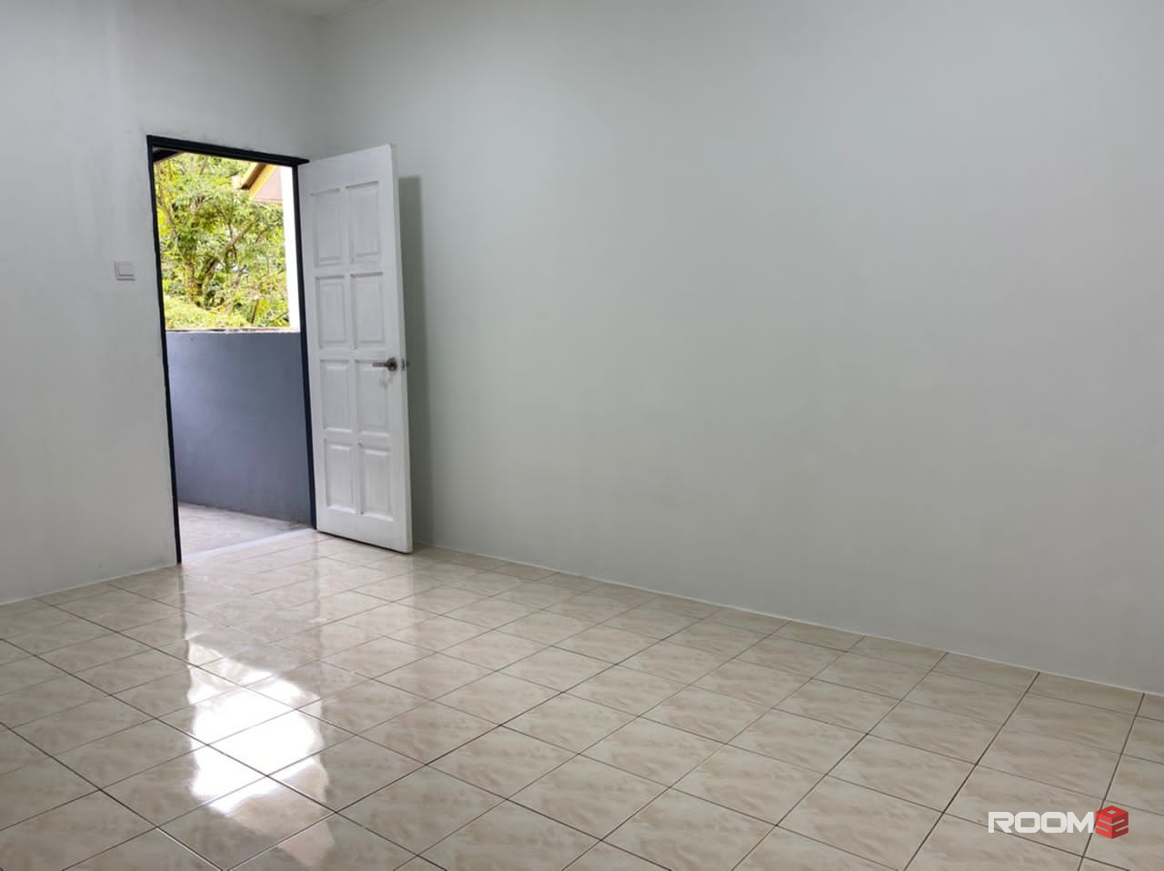 Newly Renovated Double Storey LEP 4/15 Taman Lestari Putra