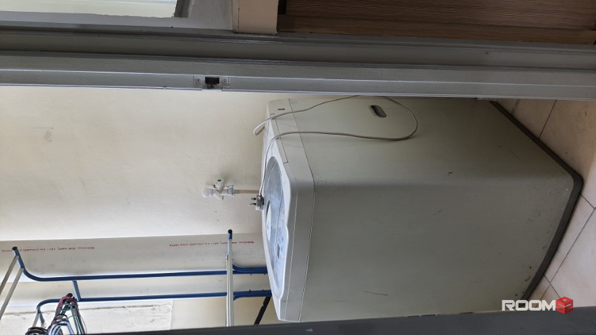 Casa Subang Medium Room For Rent
