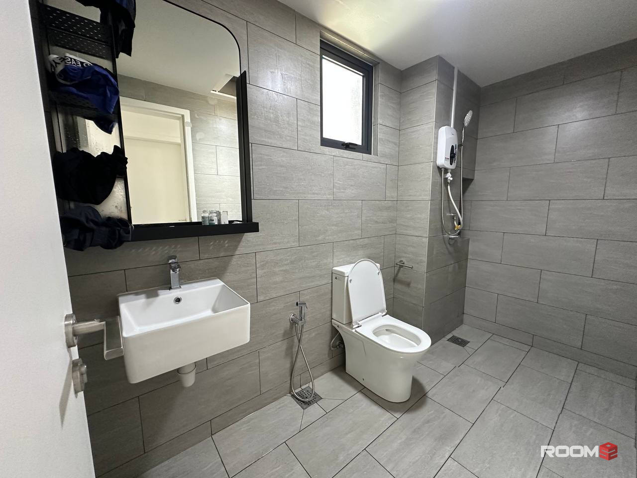 📍Divo Residence Middle Room for rent  🚌10mins to Mid Valley