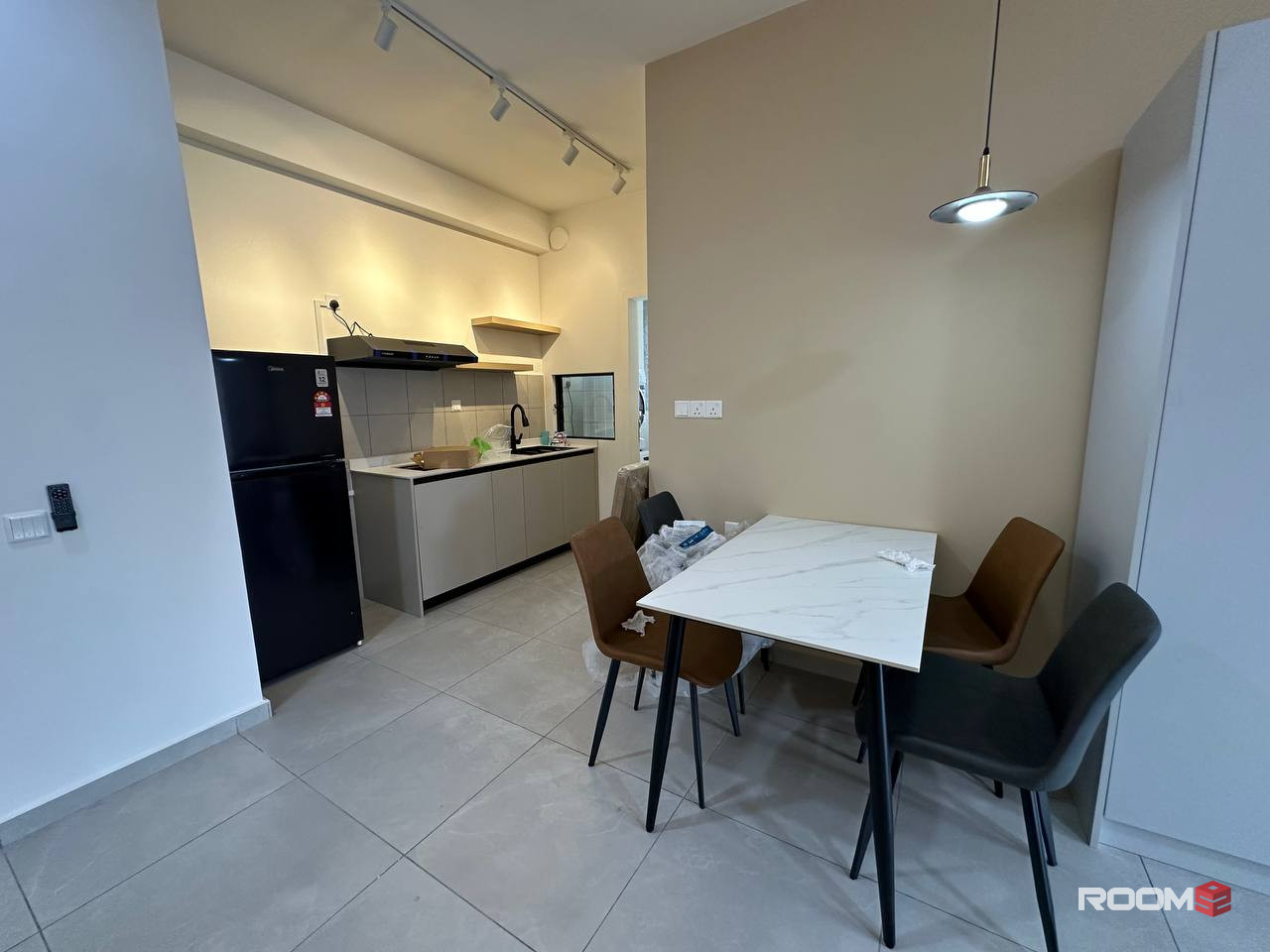 📍Divo Residence Middle Room for rent  🚌10mins to Mid Valley