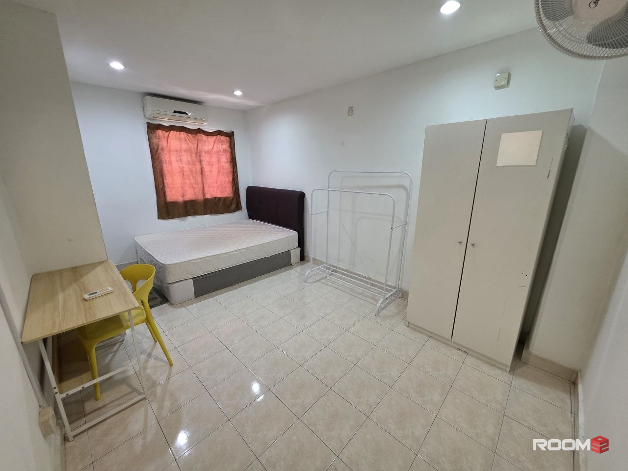 Low Deposit‼️Middle Private Room | 10Mins🚶‍♂️SetiaWalk Mall
