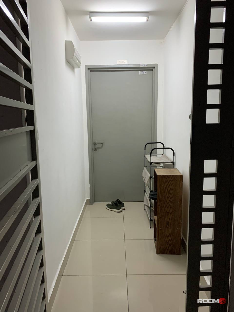 Middle Room for Rent in 228 Kondominium Selayang