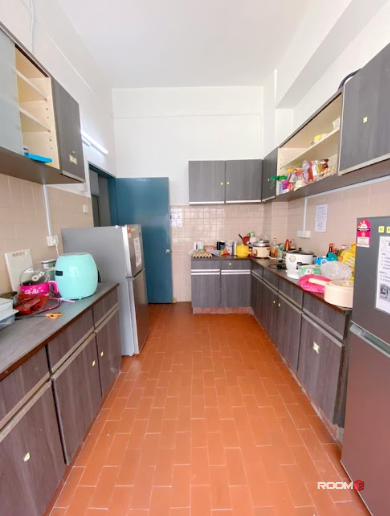 Fully Furnished Middle Room Available in SS1, Petaling Jaya! 🏡🛋️ Close to Damansara/Sea Park.