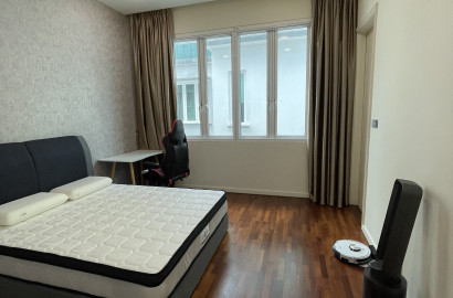 Private Middle Room at Bandar Sungai Long, Kajang , utar , taman rakan , mahkota cheras