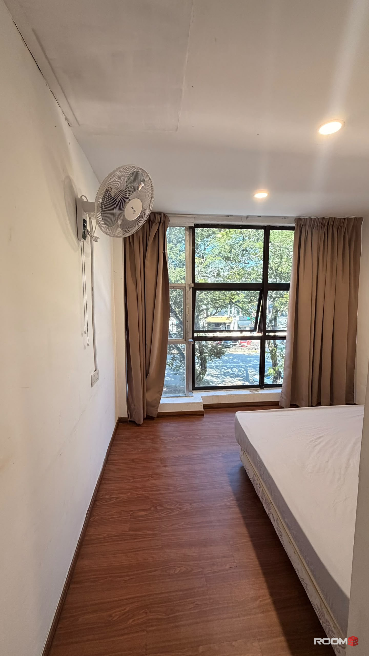 🏠 Room For Rent @ Puchong 📍 Nearby IOI Mall Puchong ✨ 🛏️ Cozy & Comfortable Room 🛒 Near Shops & Amenities 🚗