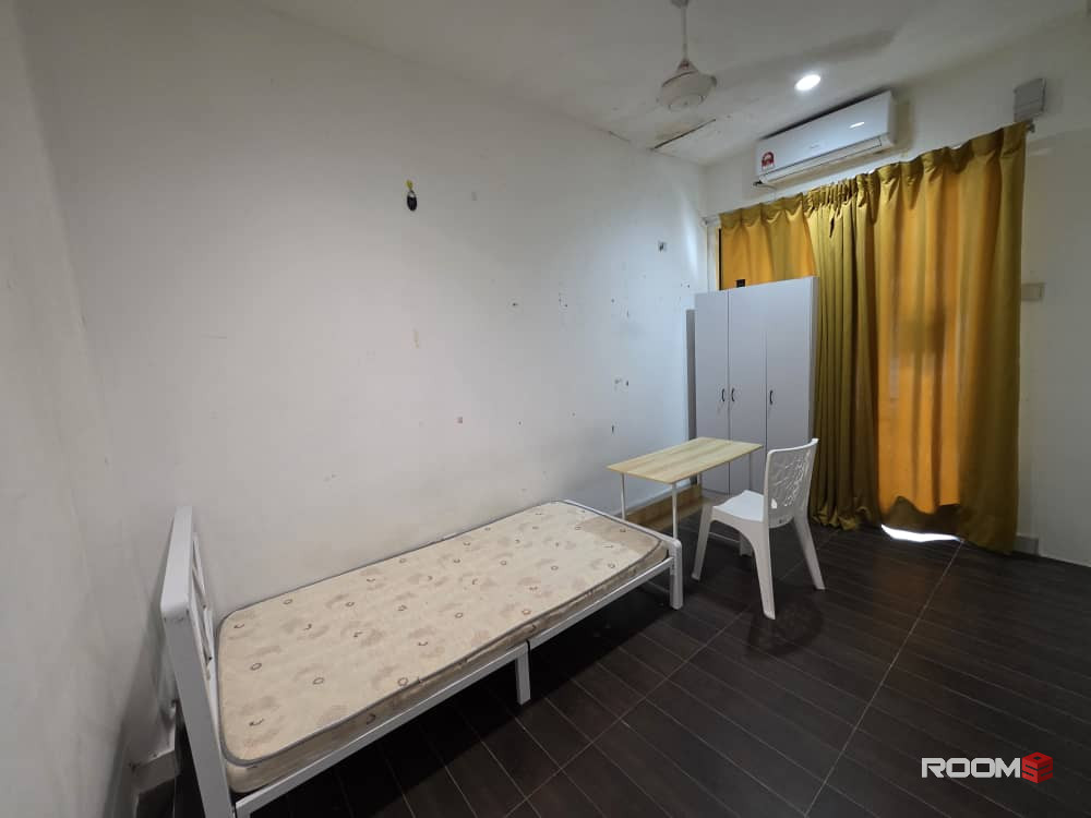 ‼️ MIDDLE ROOM FOR RENT @ ALAM IMPIAN ‼️