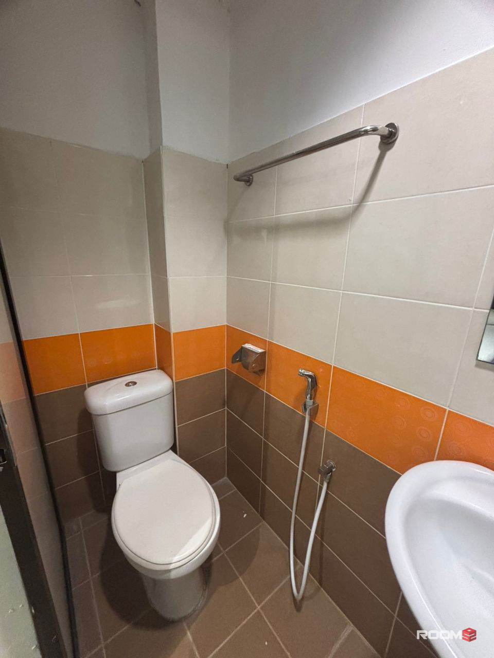 🔥0 DEPOSIT ROOM FOR RENT IN KAJANG🤩 6 MIN TO MRT STATION🚝 IMMEDIATELY MOVE IN ✅