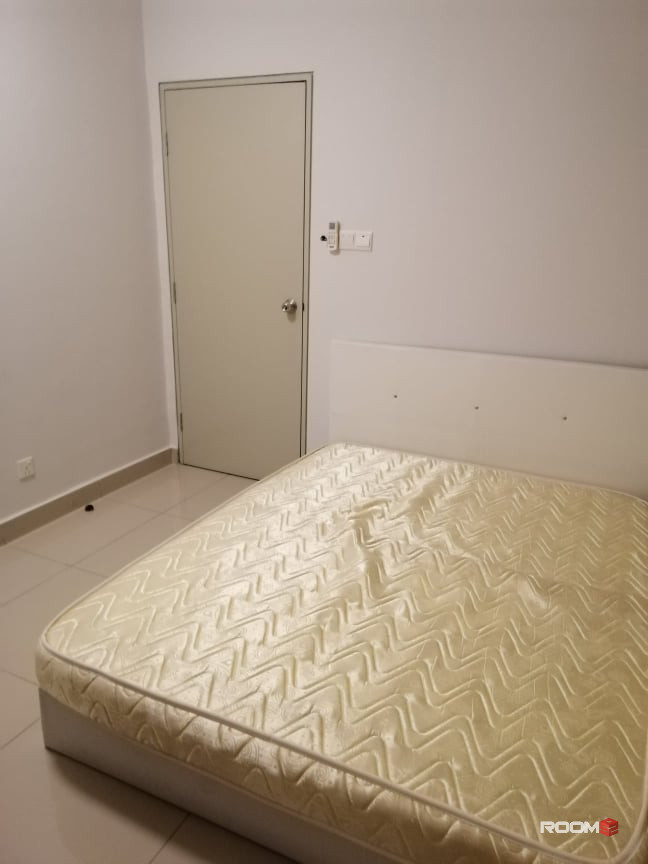 FEMALE UNIT, MEDIUM BEDROOM. PACIFIC PLACE, Walking distance to LRT station.🚇 Kelana jaya, kerinchi, KL sentral, Abdull