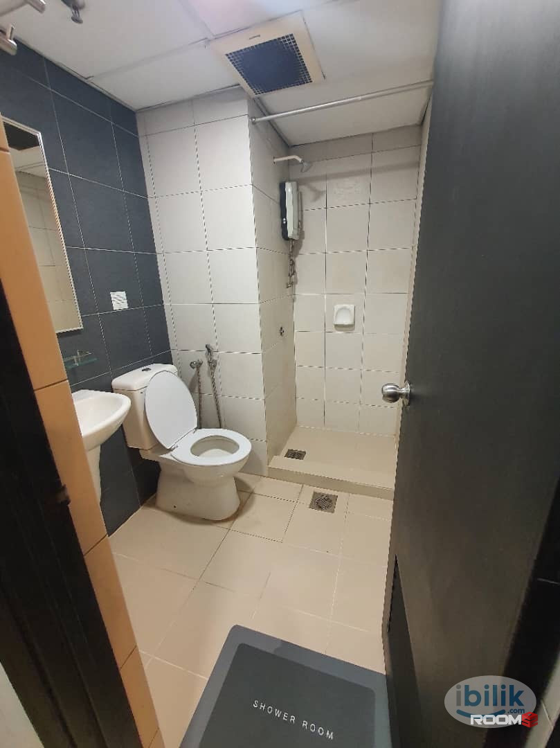 📍🌟6 min walk to CIQ-Fully equipped with wifi, and zero deposit available🌟😎
